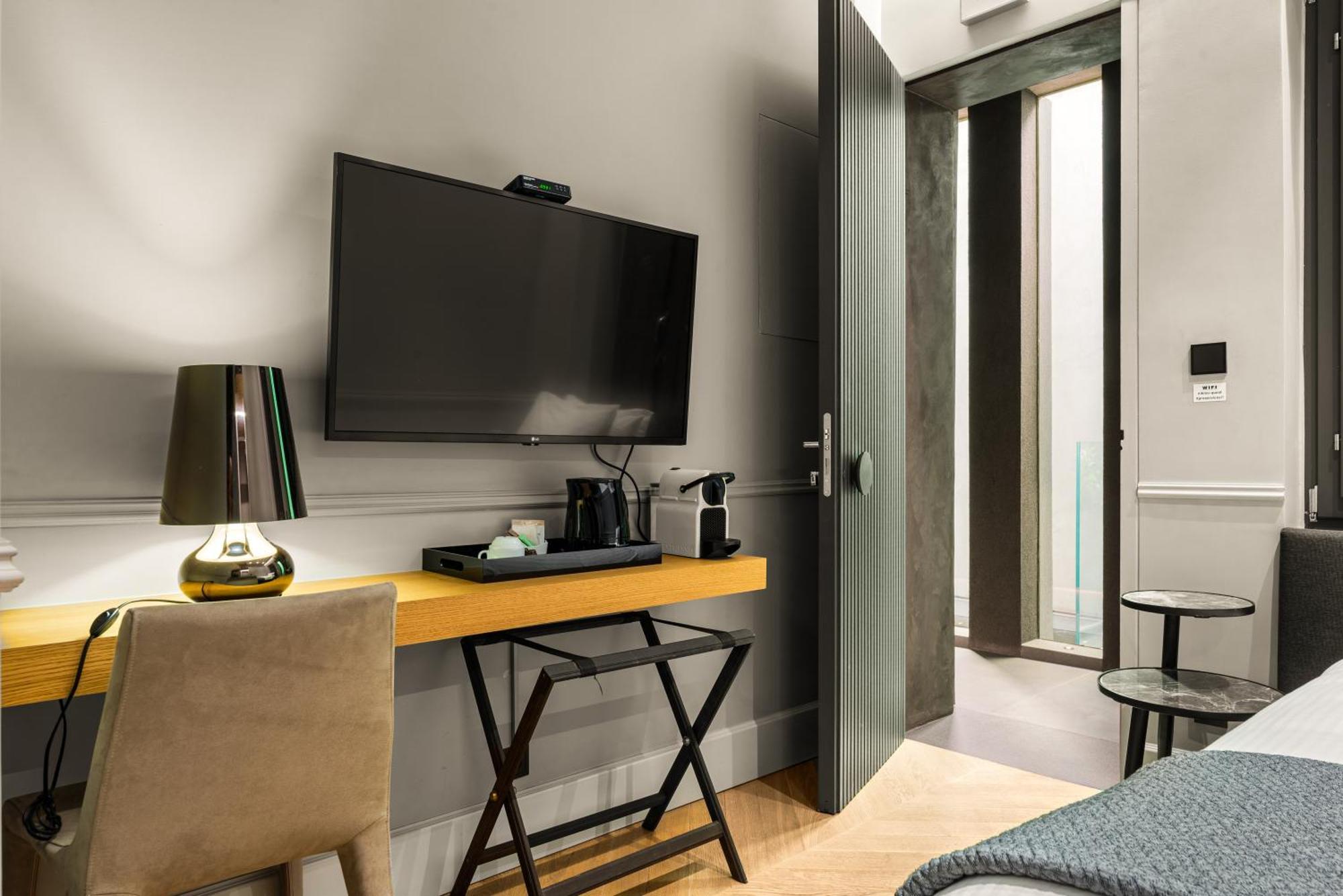 Nikiou Suites Luxury Residence Athens Exterior photo