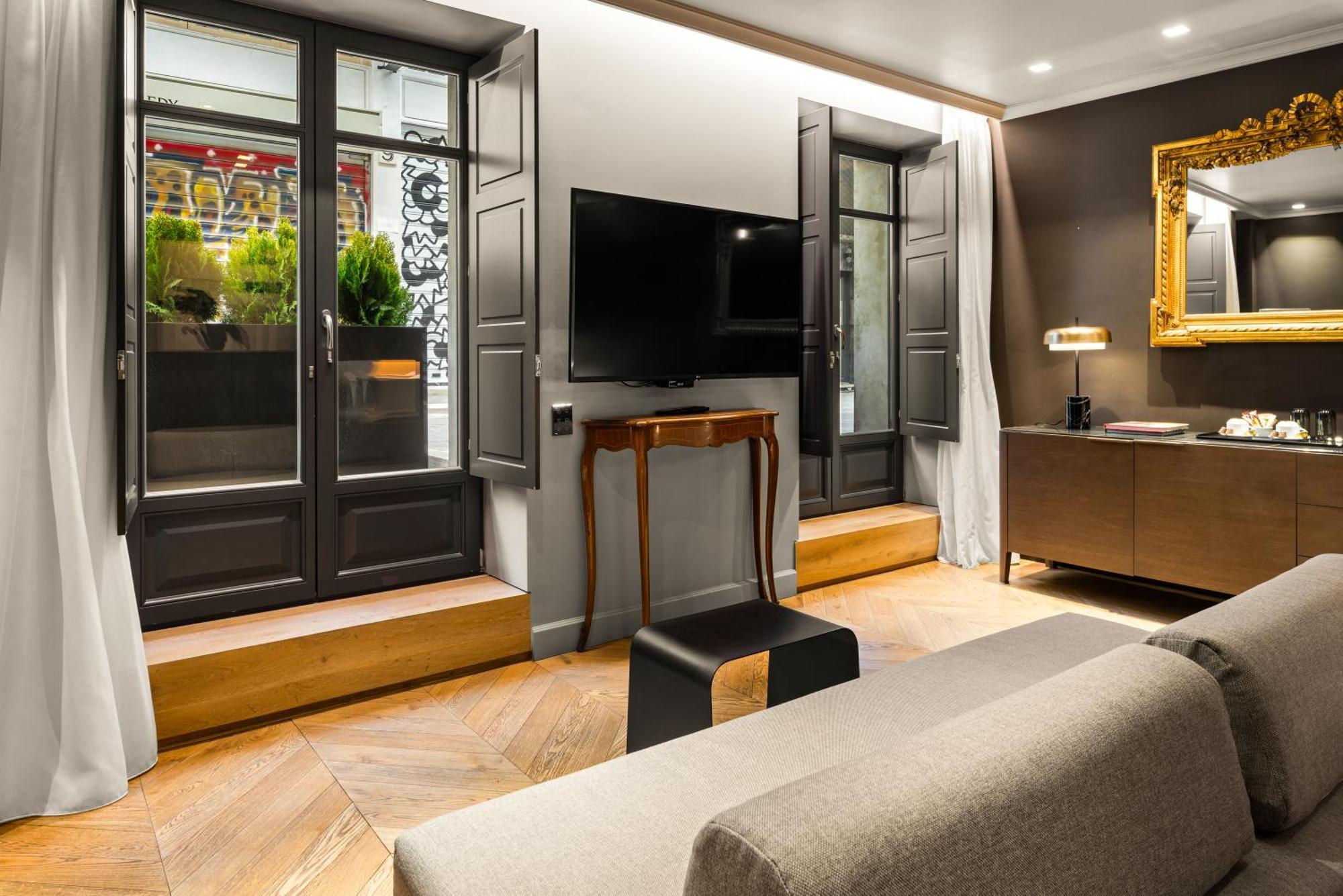 Nikiou Suites Luxury Residence Athens Exterior photo